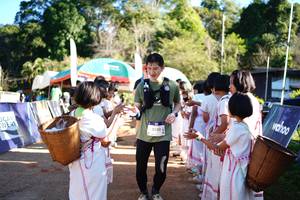 BIB: 2500
                            <button type="button" onclick="openModal(19045494)" class="btn btn-primary btn-sm float-right btn-popup" data-toggle="modal" data-target=".modal-high-quality">
                        <i class="fas fa-shopping-cart"></i> Add to Cart
                    </button>
                                            <button type="button" onclick="isThisMe(19045494, true)" class="btn btn-success btn-sm float-right btn-popup btn-isme hidden" data-toggle="tooltip" data-placement="bottom" title="นี่คือรูปของคุณใช่ไหม คลิกที่นี่เพื่อเอาเข้าอัลบั้ม">
                        <i class="fas fa-plus"></i> Add to album
                    </button>
                    <button type="button" onclick="isThisMe(19045494, false)" class="btn btn-warning btn-sm float-right btn-popup btn-isnotme hidden">
                        <i class="fas fa-ban"></i> Remove from album
                    </button>